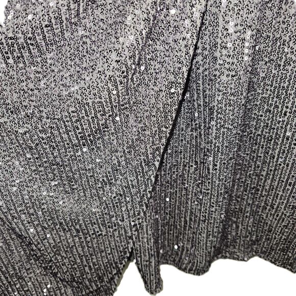 City Chic Razzle Sequin Wrap Dress L/20 Metallic Silver Long Sleeve Party NWT - Picture 7 of 8